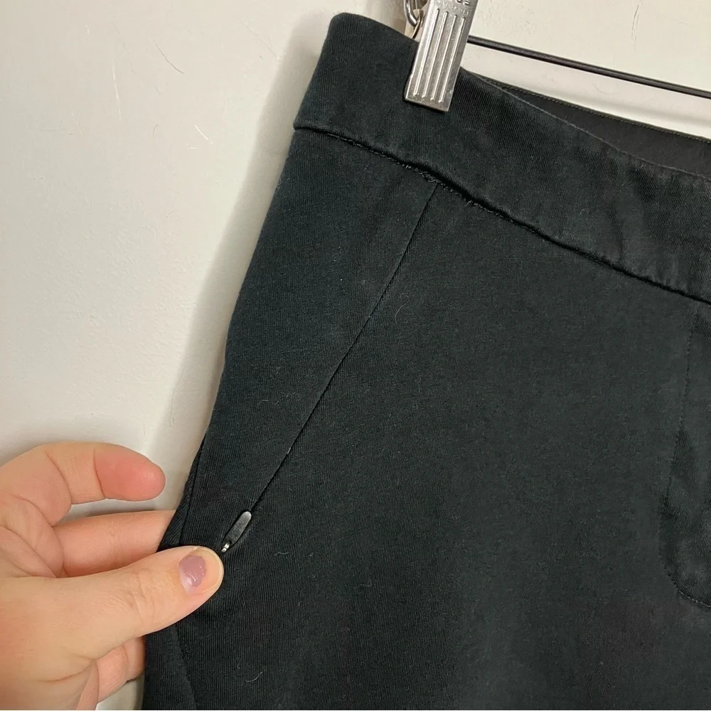 Nike ankle cropped knit pants‎ size 12